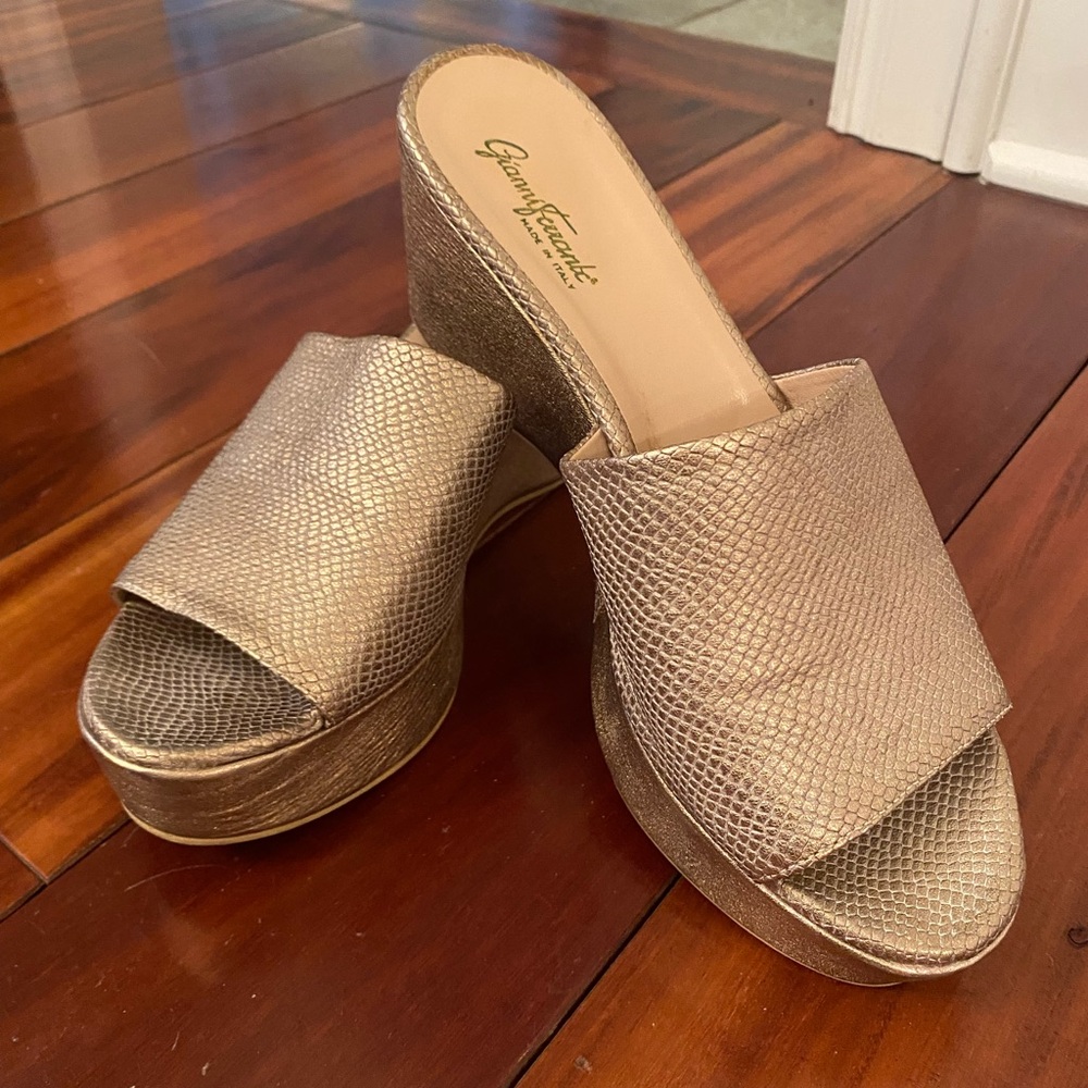 Gianni Ferrante Italian Gold Platform Wedge Slide Sandals 41